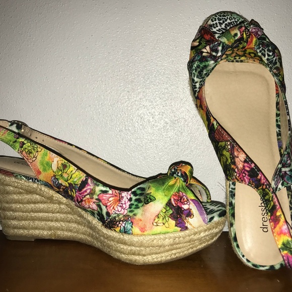 DressBarn Tropical Wedges - Picture 2 of 8